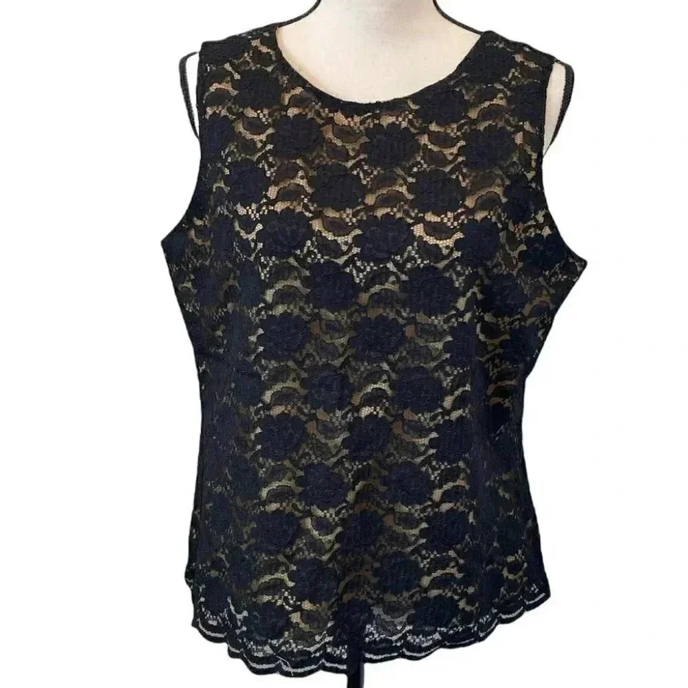 Karen Scott top